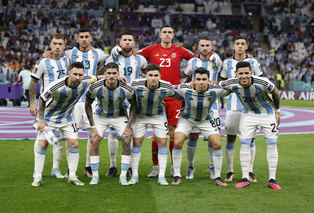 足球欧冠小组榜首争夺白热化