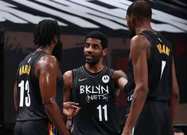 NBA最新传闻：安东尼·戴维斯受伤后，老鹰转向独行侠其他交易目标