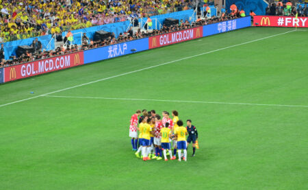 常在河边走哪有不湿鞋，恰尔汗奥卢国米生涯首次点球被扑