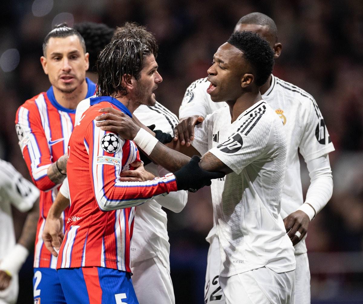 47岁斯洛特赢了！利物浦1-0创欧冠16年纪录 萨拉赫再遭炮轰